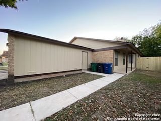 14429 Woods Hole Dr, San Antonio, TX 78233