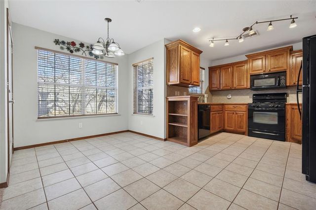 810 E Kc Court, Stillwater, OK 74075