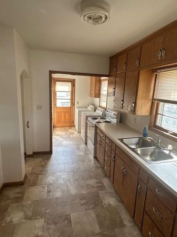 823 Columbus Avenue, Westbrook, MN 56183