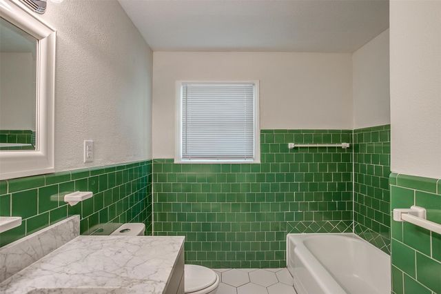 3645 E Washburn Avenue, Fort Worth, TX 76107