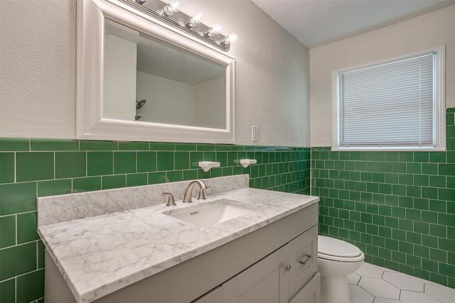 3645 E Washburn Avenue, Fort Worth, TX 76107