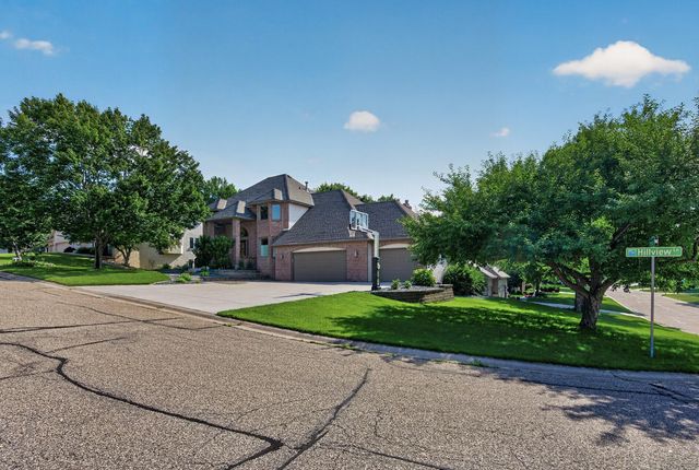 4283 Hillview Lane, Vadnais Heights, MN 55127