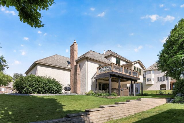 4283 Hillview Lane, Vadnais Heights, MN 55127