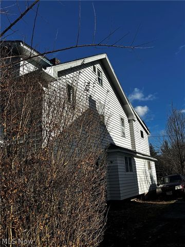 2083 N Taylor Road, Cleveland Heights, OH 44112