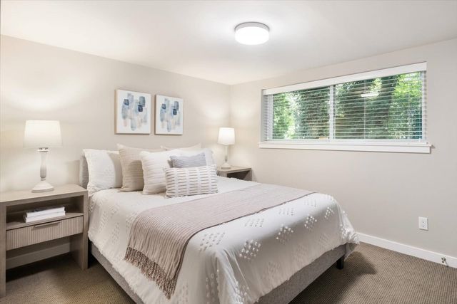 4552 151st Avenue SE, Bellevue, WA 98006