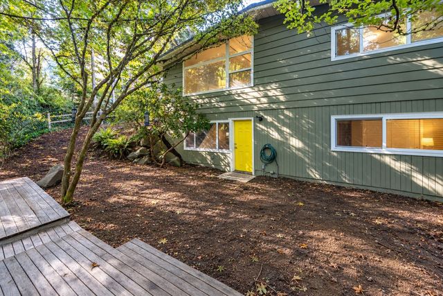 4552 151st Avenue SE, Bellevue, WA 98006