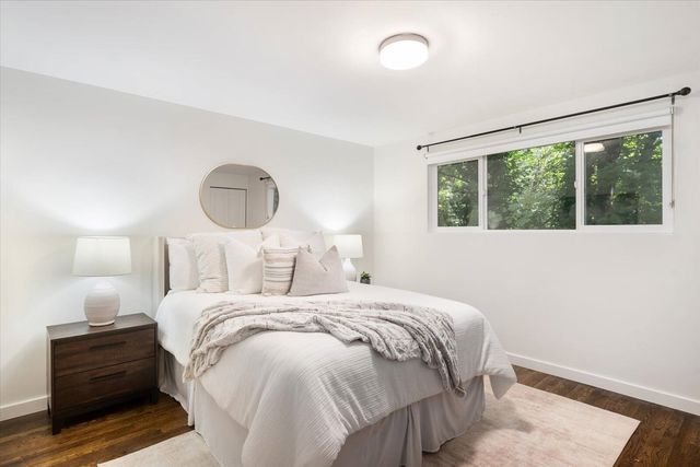 4552 151st Avenue SE, Bellevue, WA 98006