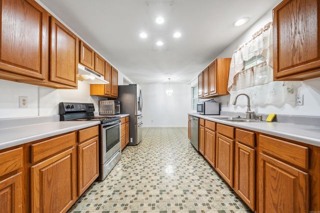 308 Lawrence Lane, Hot Springs National Park, AR 71913