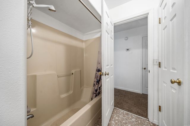 308 Lawrence Lane, Hot Springs National Park, AR 71913