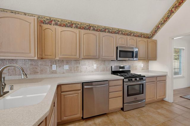 8604 TIMBERIDGE Place NW, Albuquerque, NM 87114