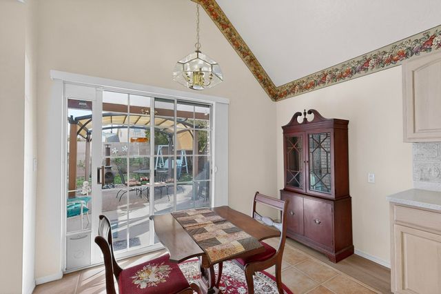 8604 TIMBERIDGE Place NW, Albuquerque, NM 87114