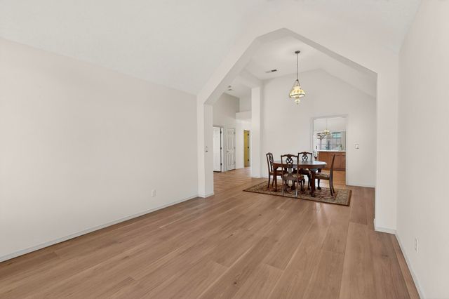 8604 TIMBERIDGE Place NW, Albuquerque, NM 87114