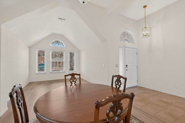 8604 TIMBERIDGE Place NW, Albuquerque, NM 87114