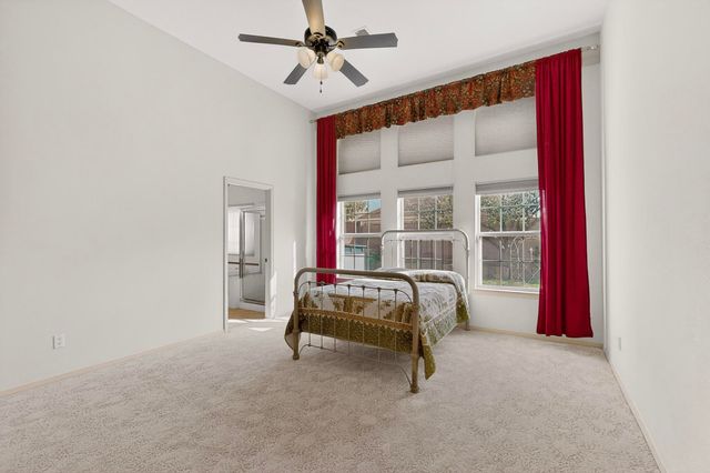 8604 TIMBERIDGE Place NW, Albuquerque, NM 87114