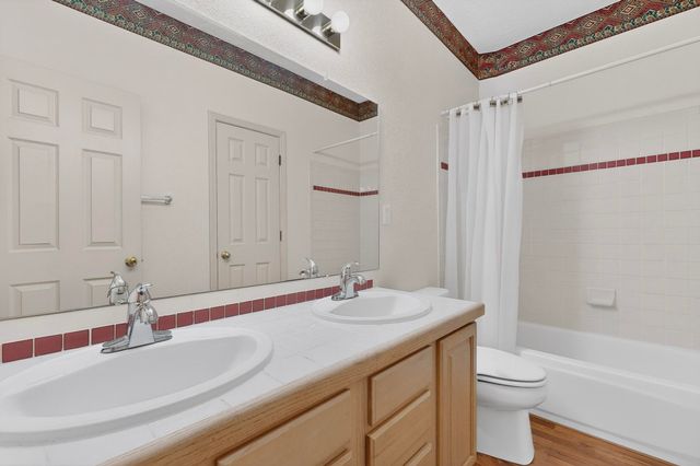 8604 TIMBERIDGE Place NW, Albuquerque, NM 87114