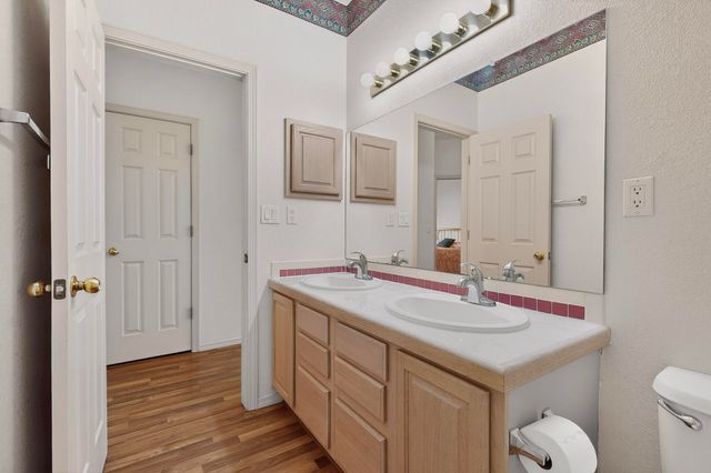 8604 TIMBERIDGE Place NW, Albuquerque, NM 87114