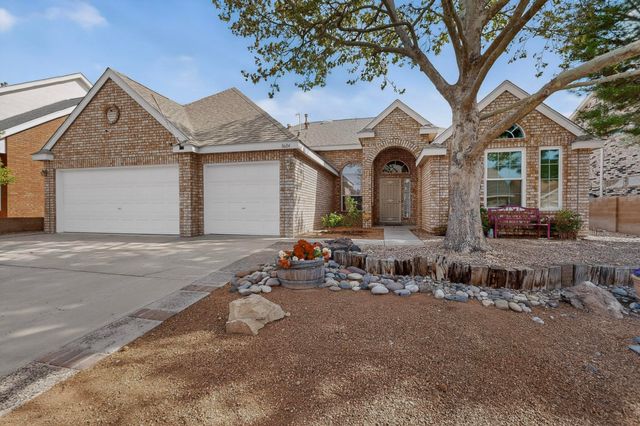 8604 TIMBERIDGE Place NW, Albuquerque, NM 87114