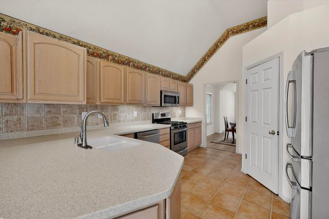 8604 TIMBERIDGE Place NW, Albuquerque, NM 87114