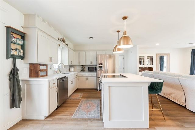 13705 NE 8th Street, Choctaw, OK 73020