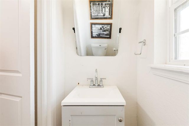 13705 NE 8th Street, Choctaw, OK 73020