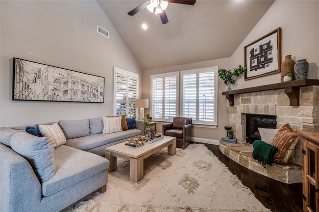 2905 Montreaux Court, The Colony, TX 75056