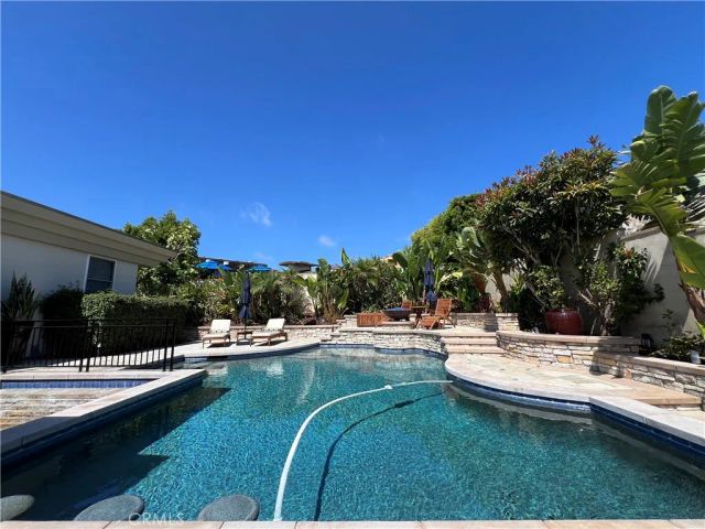 750 Bolsana Drive, Laguna Beach, CA 92651