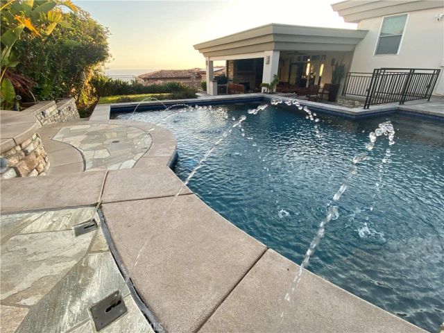 750 Bolsana Drive, Laguna Beach, CA 92651