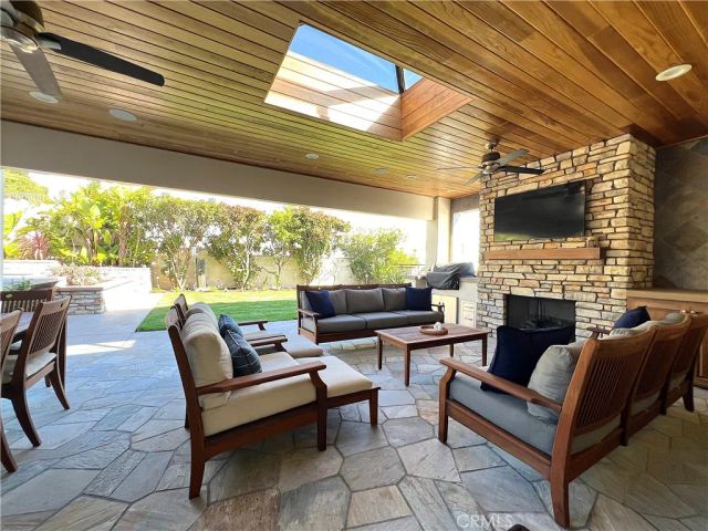 750 Bolsana Drive, Laguna Beach, CA 92651