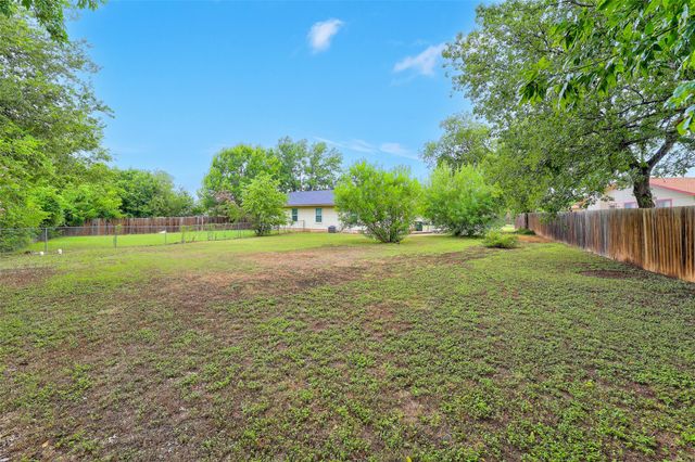 802 Ranch RD A, Georgetown, TX 78628
