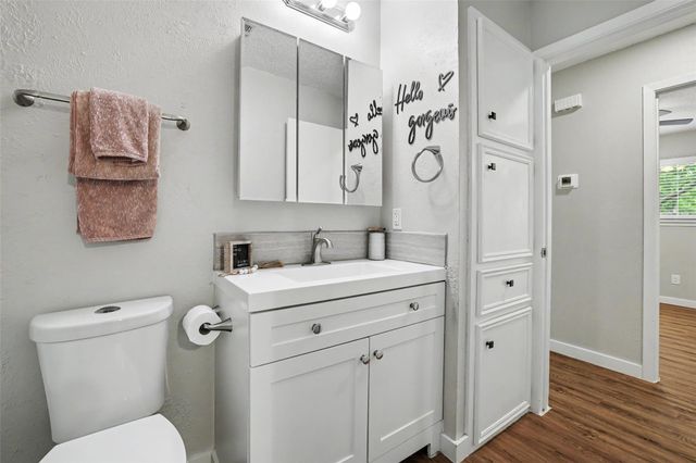 802 Ranch RD A, Georgetown, TX 78628