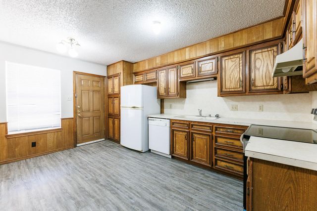 5722 Brownfield Drive, C, Lubbock, TX 79414