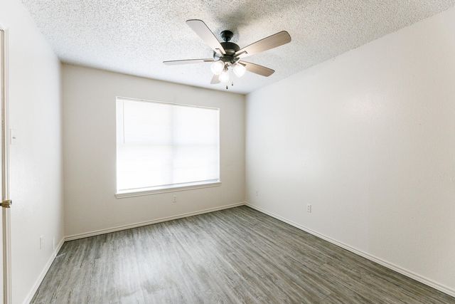 5722 Brownfield Drive, C, Lubbock, TX 79414