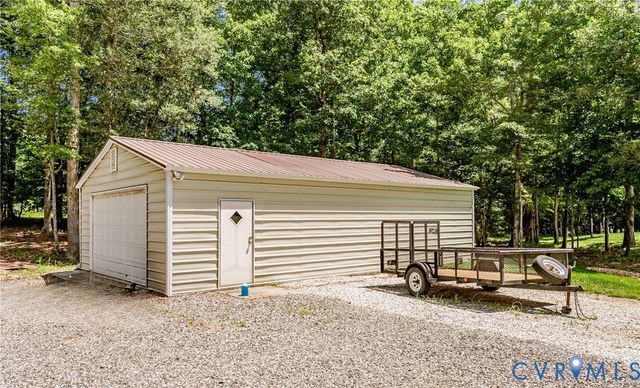 8040 N Courthouse Rd, New Kent, VA 23124