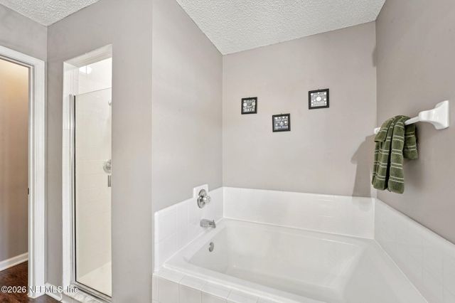 5392 BEATLE Court, Jacksonville, FL 32244