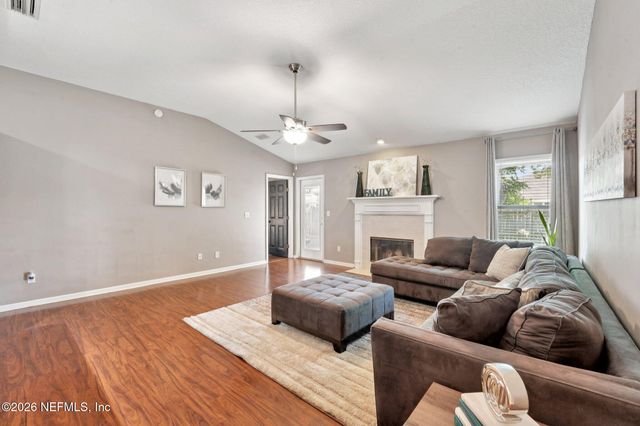 5392 BEATLE Court, Jacksonville, FL 32244