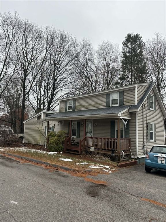 19 Beech St, Attleboro, MA 02703