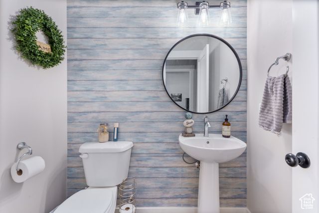 1061 W SMITHSONIAN WAY, Apple Valley, UT 84737