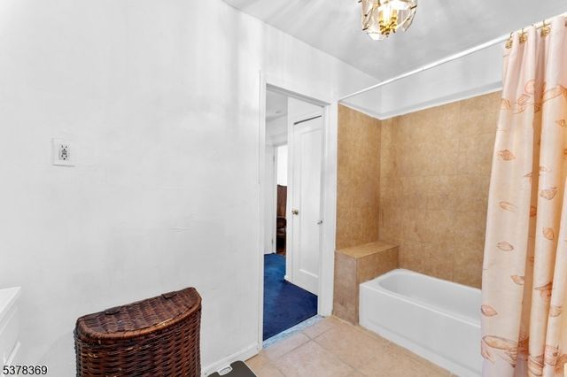 78 Girard Pl, Newark City, NJ 07108