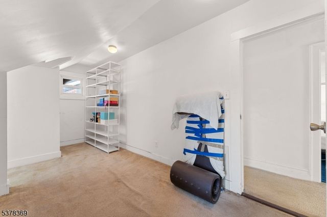 78 Girard Pl, Newark City, NJ 07108