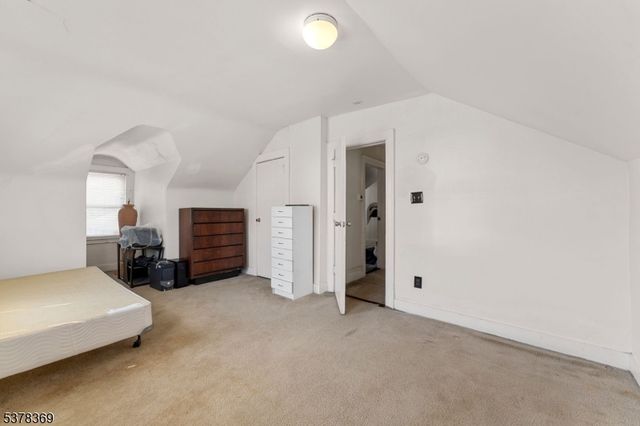 78 Girard Pl, Newark City, NJ 07108