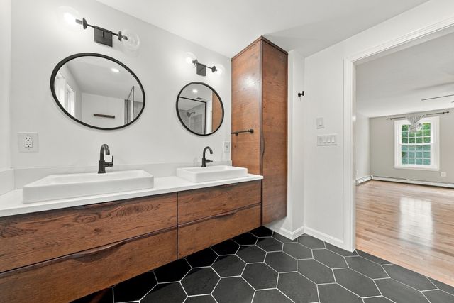 197 Abbott Street, North Andover, MA 01845