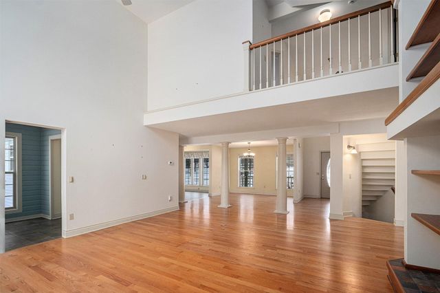 8220 Glenwynd Drive, Texas Twp, MI 49009