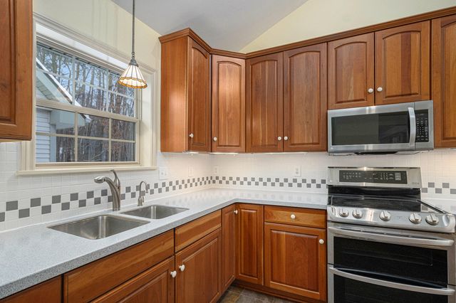 8220 Glenwynd Drive, Texas Twp, MI 49009