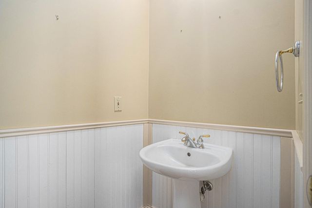 8220 Glenwynd Drive, Texas Twp, MI 49009