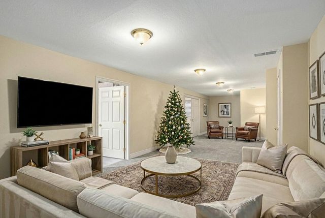 8220 Glenwynd Drive, Texas Twp, MI 49009