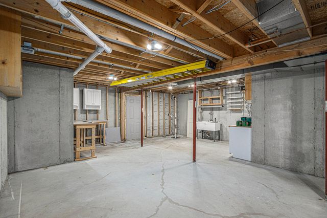 8220 Glenwynd Drive, Texas Twp, MI 49009