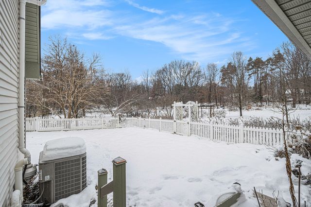 8220 Glenwynd Drive, Texas Twp, MI 49009