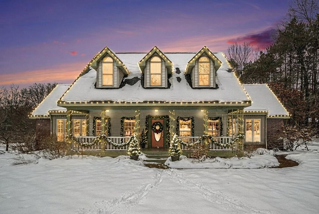 8220 Glenwynd Drive, Texas Twp, MI 49009