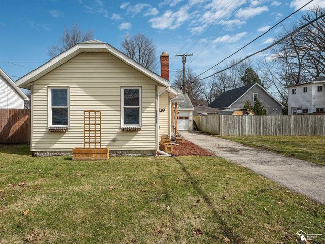 3329 Elmwood Street, Frenchtown Twp, MI 48162