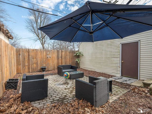 3329 Elmwood Street, Frenchtown Twp, MI 48162